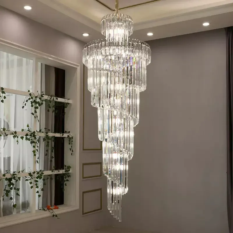 Grand lustre en verre pour hauts plafonds
