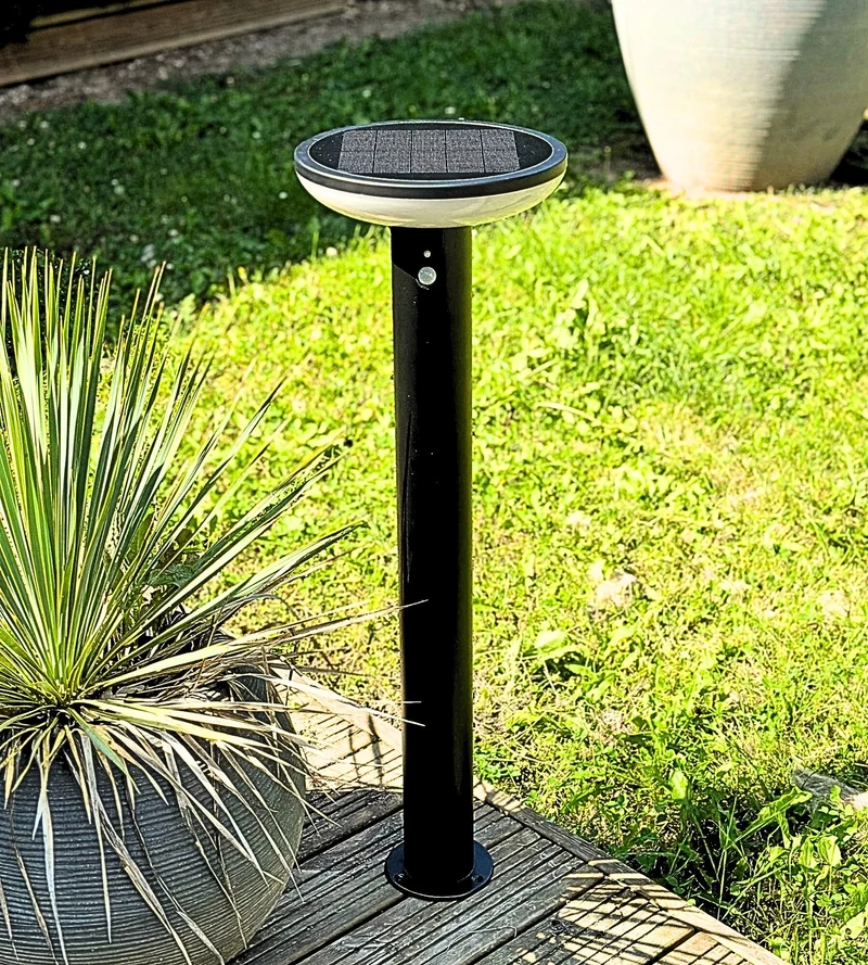 Borne solaire extérieure LED HALO+ télécommandable avec détecteur