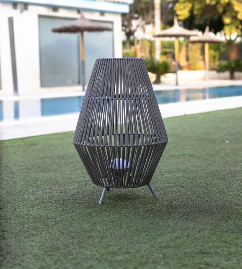 Lampe décorative tressée CONTA - Intérieur et Extérieur - Batterie rechargeable