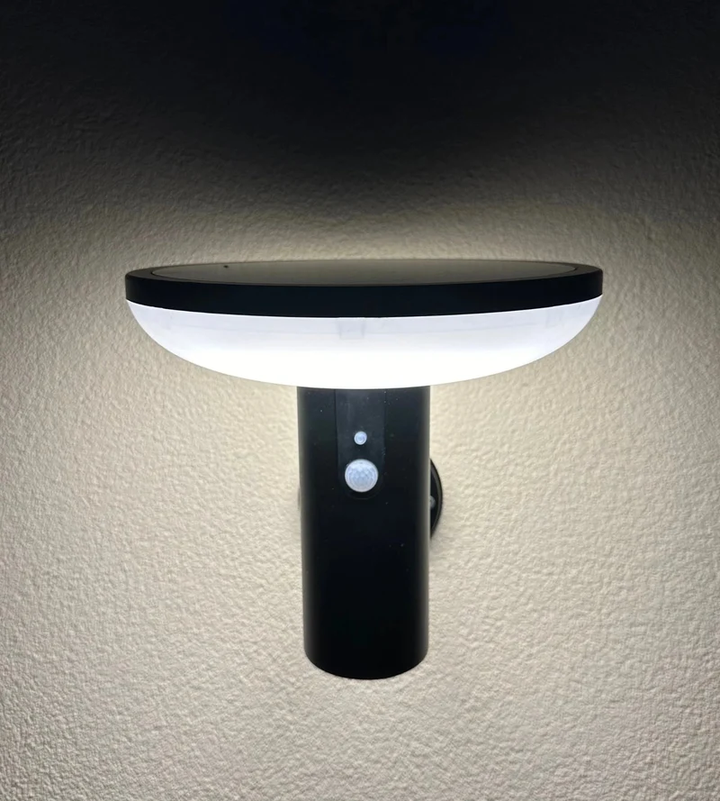 Applique murale solaire extérieure LED HALO+ noire avec détecteur