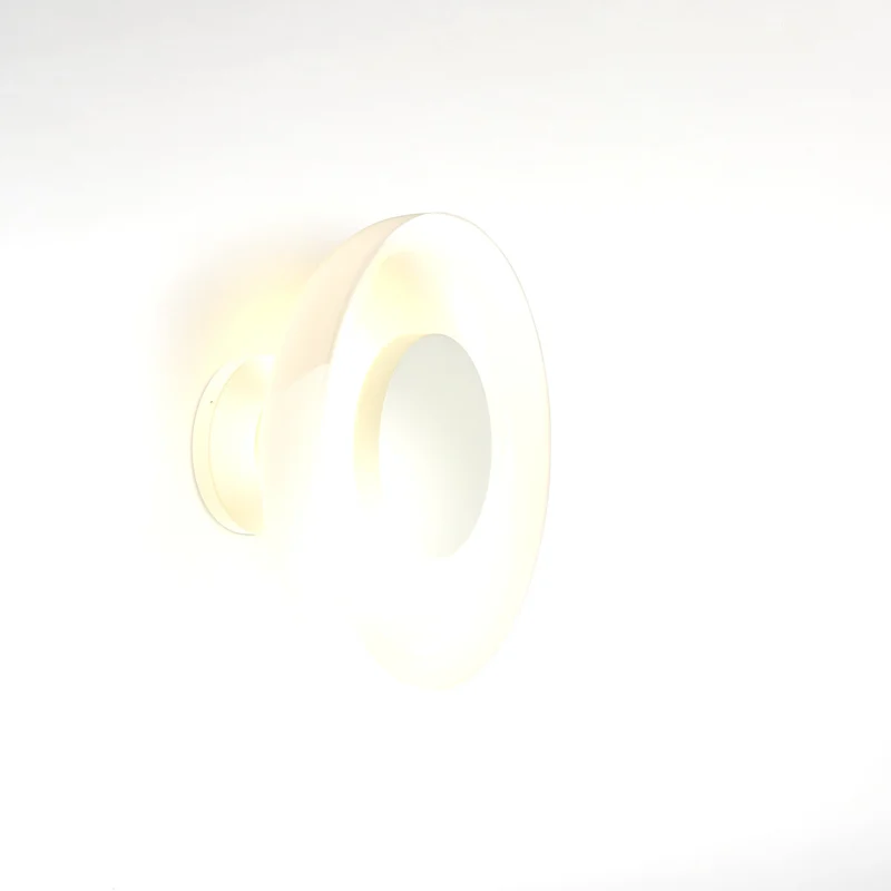 Marset Aura Plus On/Off Wall Lamp