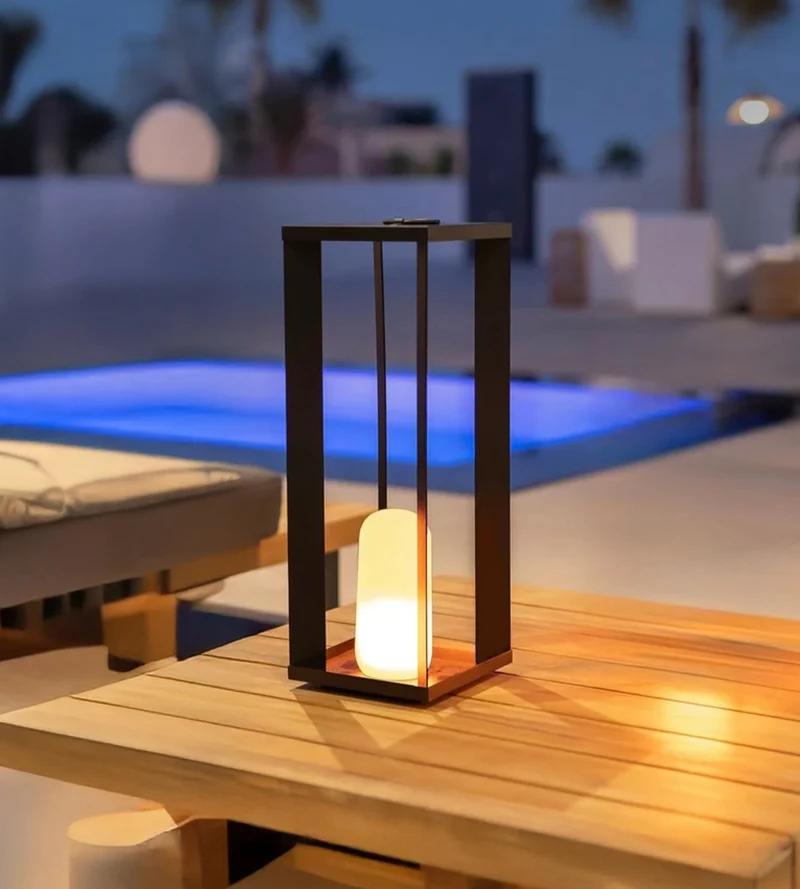 Lanterne portable SIROCO - À poser ou à suspendre - Effet flamme