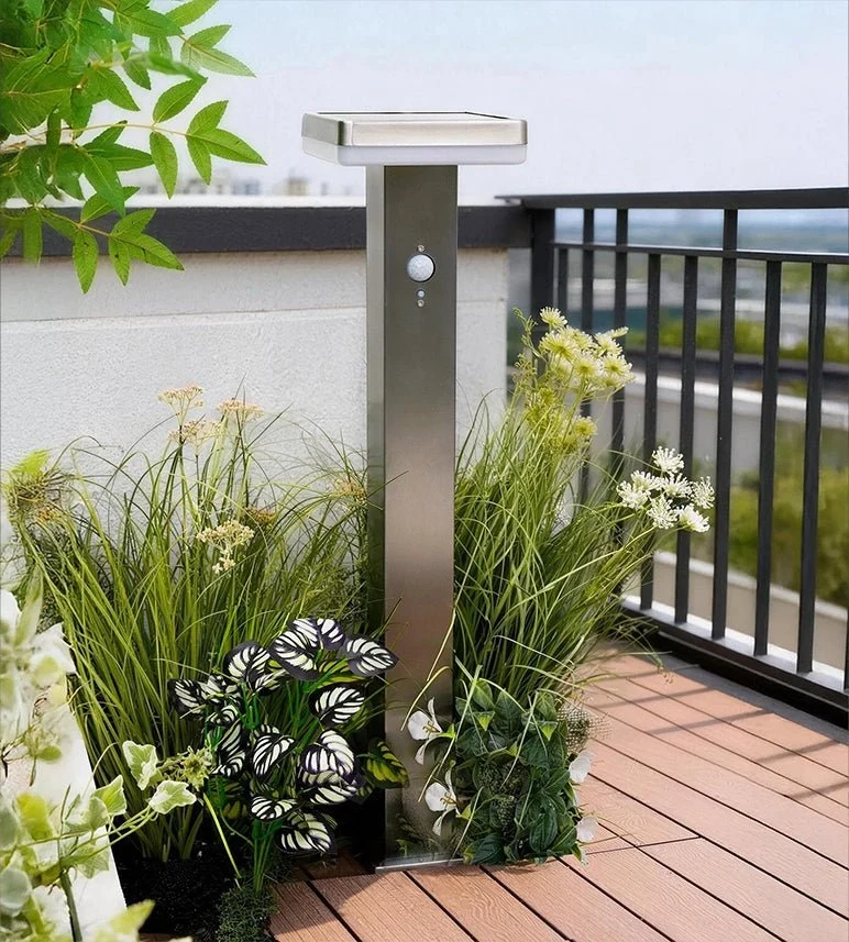 Borne solaire extérieure LED SPELLO inox avec détecteur