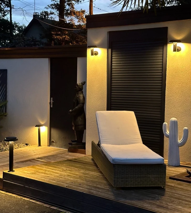 Applique murale solaire extérieure LED NORMAN noire avec détecteur blanc réglable - 3000K à 6500K