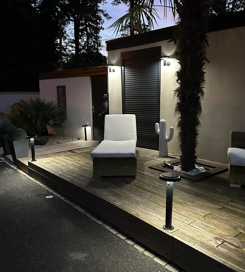 Applique murale solaire extérieure LED NORMAN noire avec détecteur blanc réglable - 3000K à 6500K