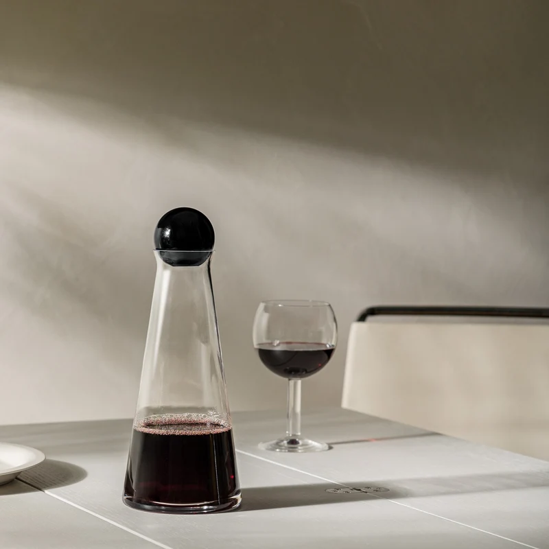 Design House Stockholm Fia Carafe