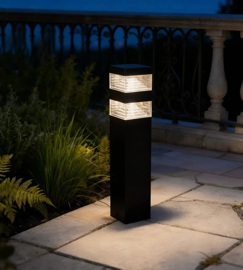 Borne extérieure LED Pyramide 1000 lumens blanc neutre - 32 leds