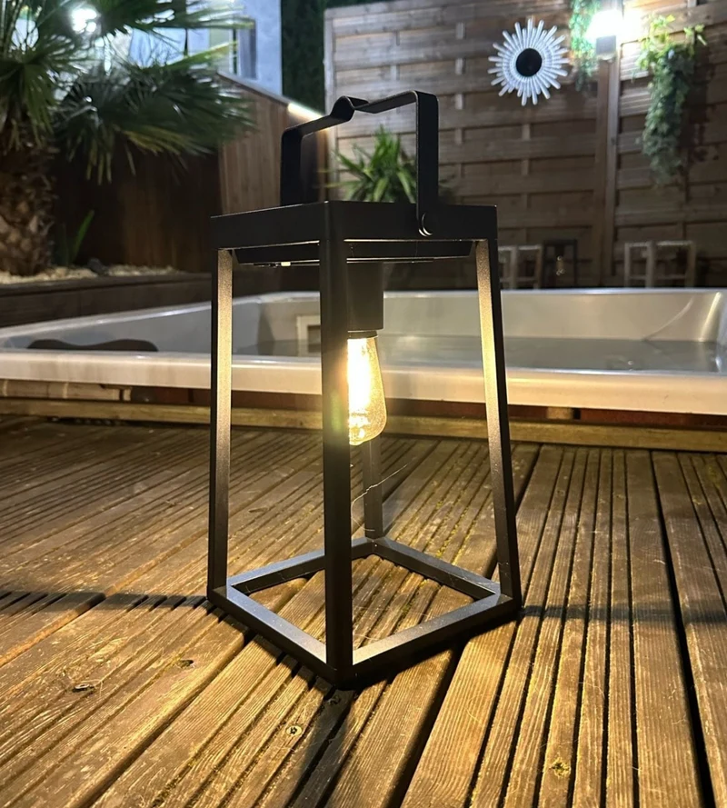 Lanterne solaire LED FAIRY noire - Ampoule E27 incluse