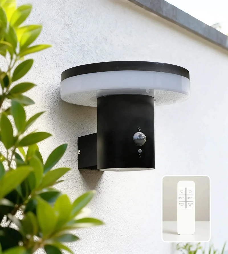 Applique murale solaire extérieure LED ALTO+ noire avec détecteur - 3 modes d'éclairage 150 à 1000 lumens