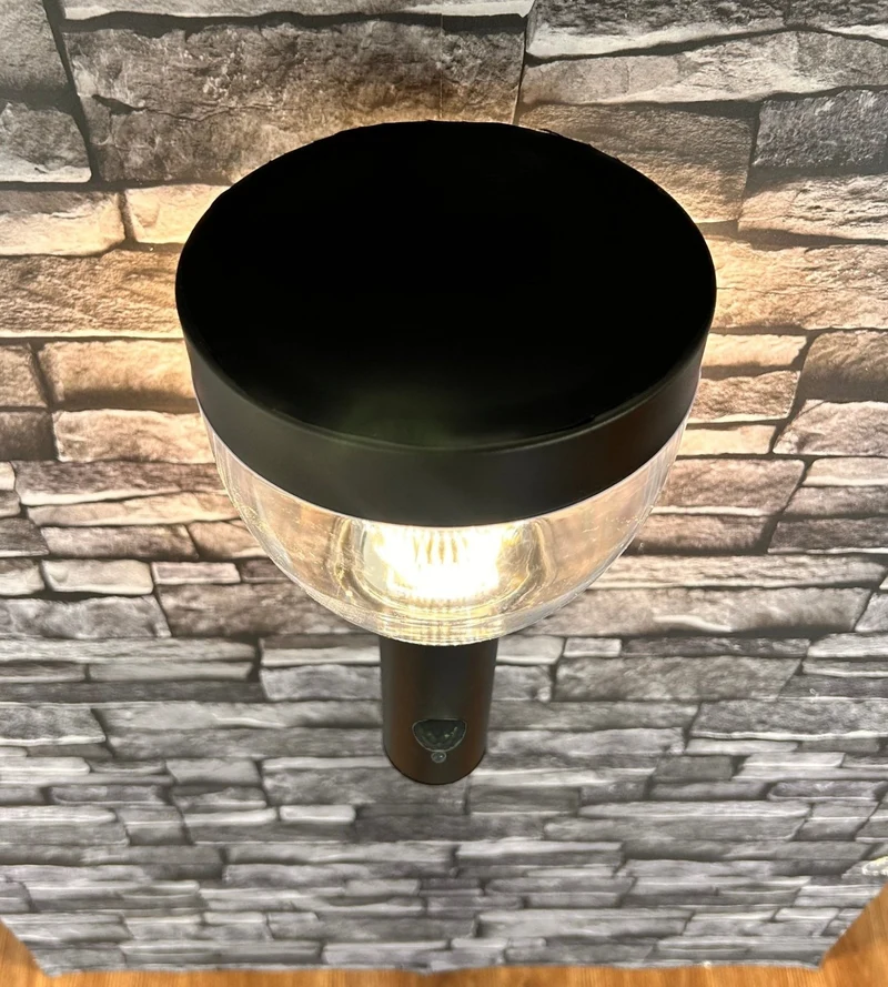 Applique murale solaire extérieure LED LUNA noire avec détecteur - 3 modes d'éclairage de 100 à 1000 lumens