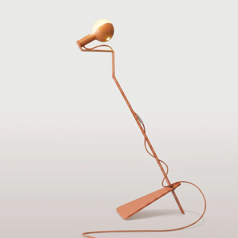 Lampadaire inclinable avec Ampoule LED G125 peinte - Mario Talia - Orange