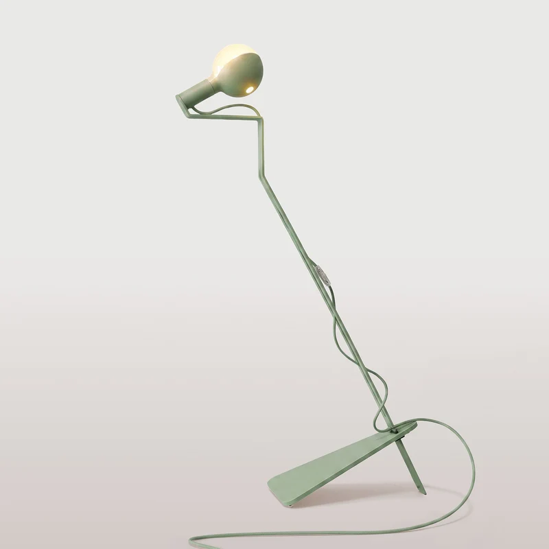 Lampadaire inclinable avec Ampoule LED G125 peinte - Mario Talia - Vert