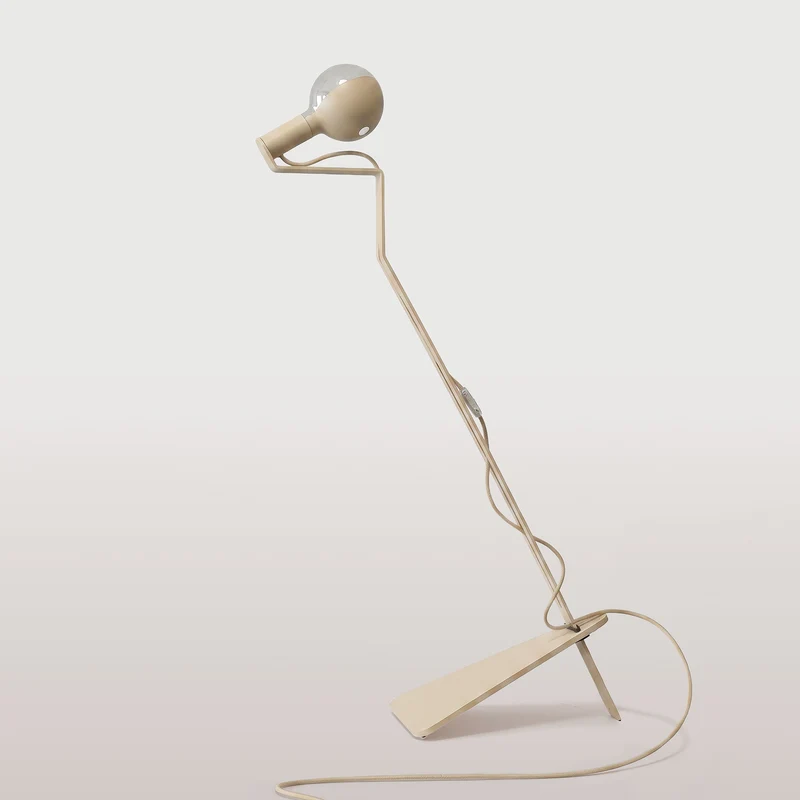 Lampadaire inclinable avec ampoule LED G125 peinte - Mario Talia - Crème