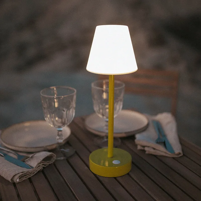 LAMPE DE TABLE LOLA SLIM 30 VERT CITRON
