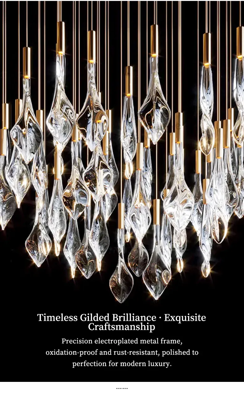 Grand Lustre en Escalier de Cristaux Suspendus
