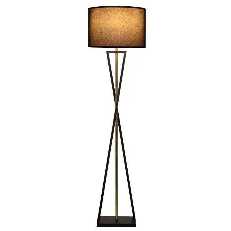 Lampadaire Noir Style Moderne