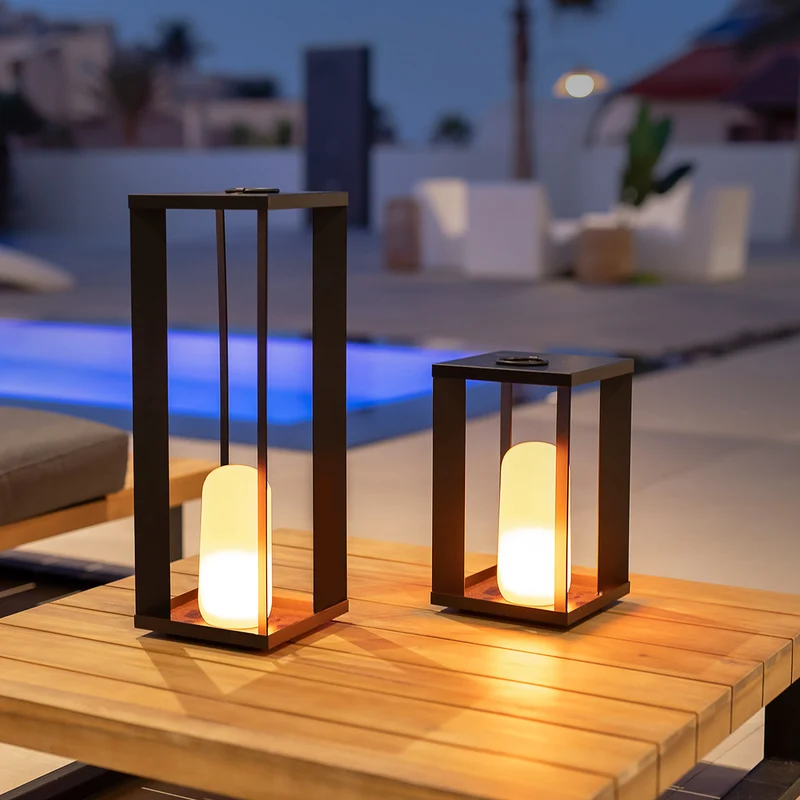 Lanterne métallique portable sans fil effet flamme/lumière fixe SIROCO