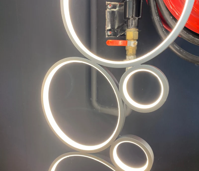 Lampadaire leds EXPO moderne au design arrondi italien - Caly