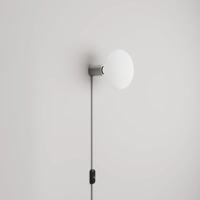 Lampe avec Fiche avec finition métallique et Ampoule LED Ellipse effet porcelaine - Titane satiné