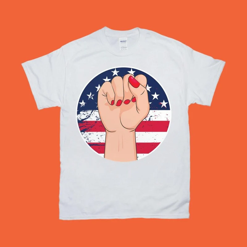 Female Fist Grunge, T-shirts drapeau américain, Femme d’abord, Autonomisation des filles, Chemise symbole féminin, Mouvement féministe, Chemise d’art féministe