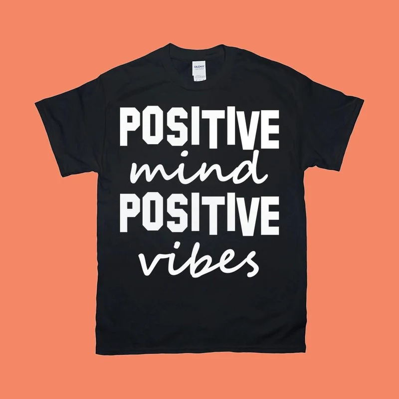 Esprit positif Vibes positives | T-shirt de yoga noir et blanc, T-shirt pour hommes, T-shirt pour femmes, Yoga, Motivation