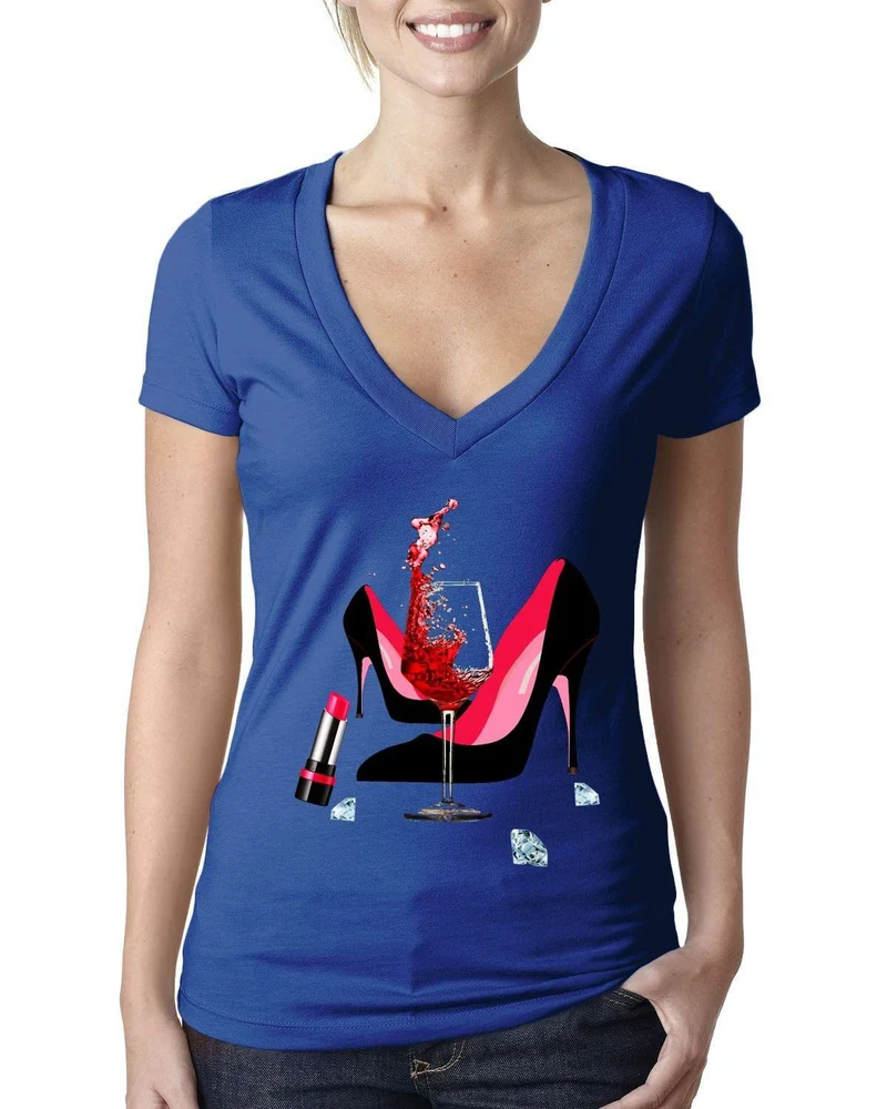 Chaussures à talons hauts | Rouge à lèvres | Verre à vin | Diamants, t-shirt à talons hauts à la mode, t-shirt en toile Bella en V profond pour femmes, anniversaire en or rouge, niveau suivant