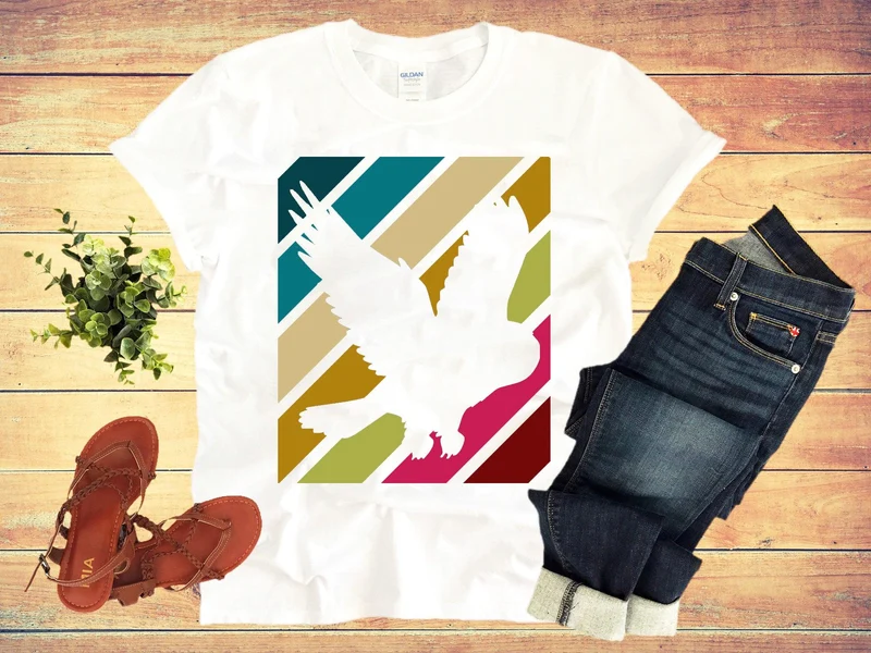 Chouette | T-shirts rétro, cadeau de hibou, amant de hibou, anniversaire de hibou, hibou coloré, impression de hibou, art de hibou, hibou mignon T, fête de hibou, chemise de hibou de grange, amant de hibou