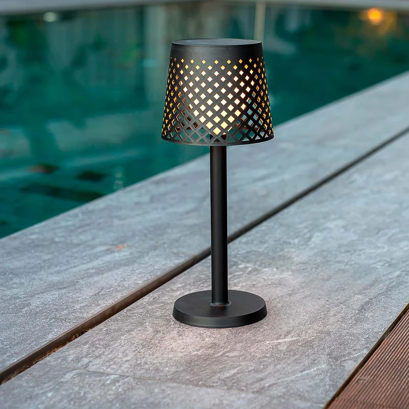 LAMPE SOLAIRE GRETA (LAMPE MULTIFONCTION) - NOIR