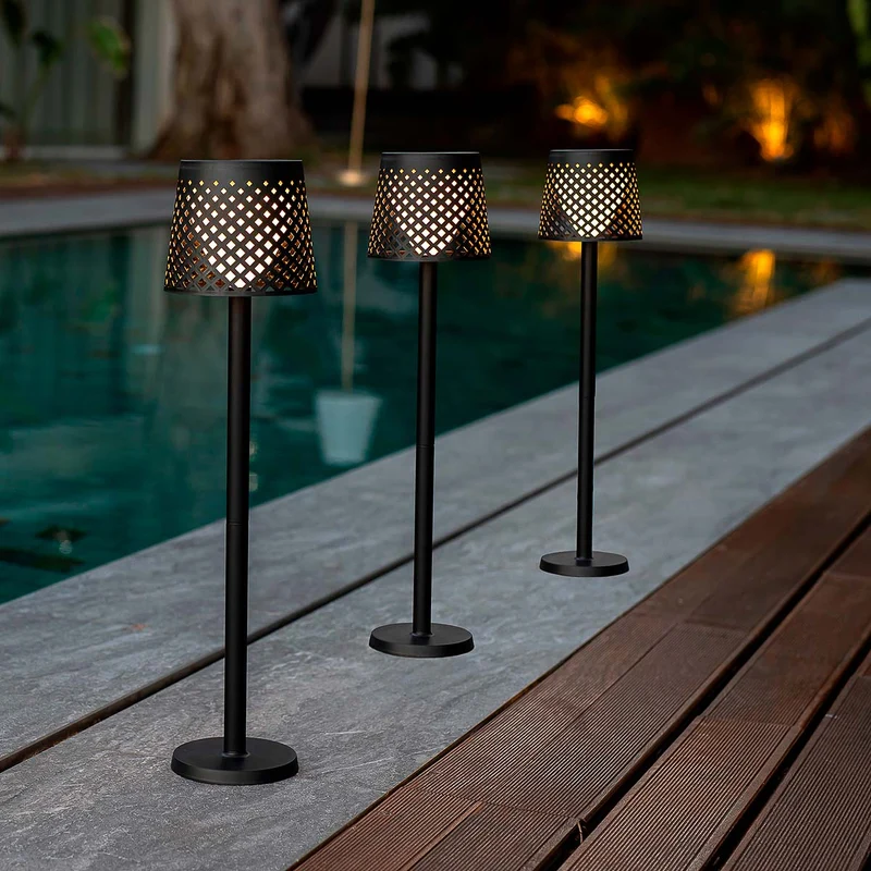 LAMPE SOLAIRE GRETA (LAMPE MULTIFONCTION) - NOIR