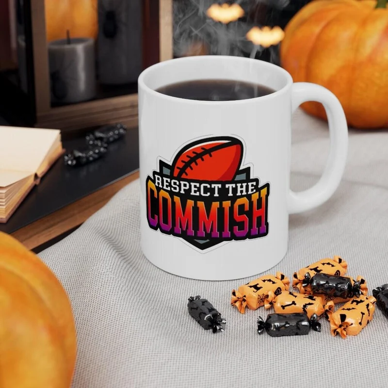 Fantasy Football respecte le Commish || Tasses de commissaire de football Fantasy, un excellent cadeau pour le junkie des Draft Kings dans votre vie !