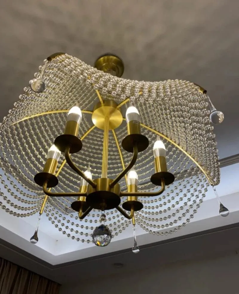 Lustre design de salon or