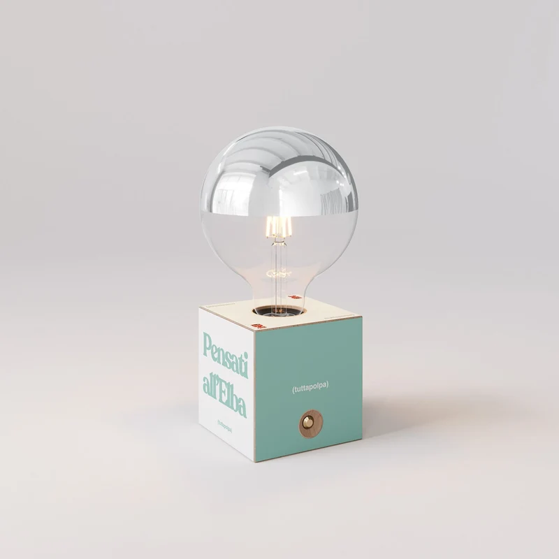 Lampe à batterie Cabless03 « Pensati all’Elba » avec ampoule globe demi-sphère argent - Tuttapolpa
