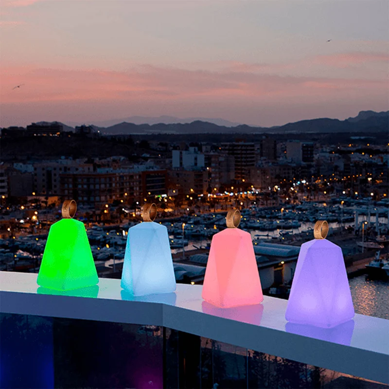 LAMPE PORTABLE SOLAIRE FARALAY