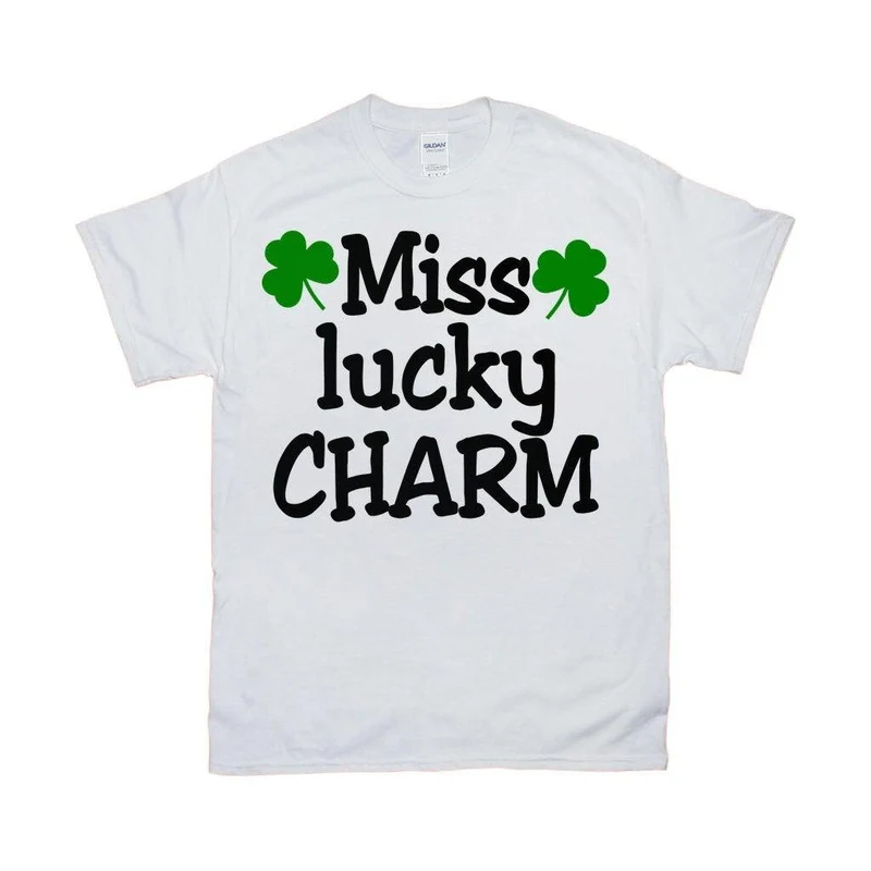 T-shirts Miss/Mister Lucky Charm, T-shirt couple Saint-Patrick, Saint-Patrick, Miss Lucky Charm, Funny St Patrick Tee, Lucky in Love