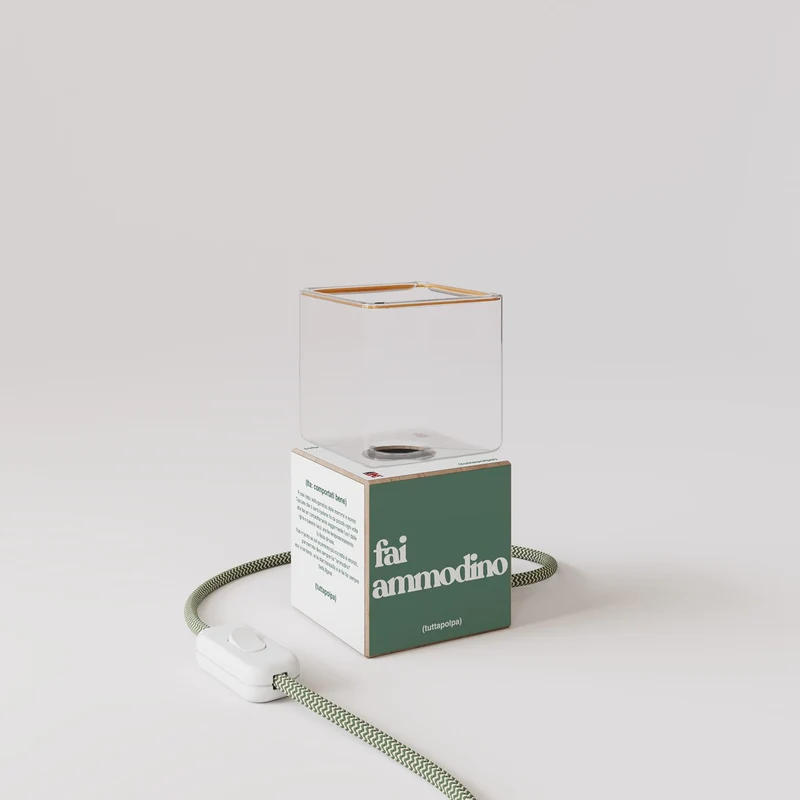 Lampe de table Cubetto « Fai ammodino » avec ampoule Ghost - Tuttapolpa