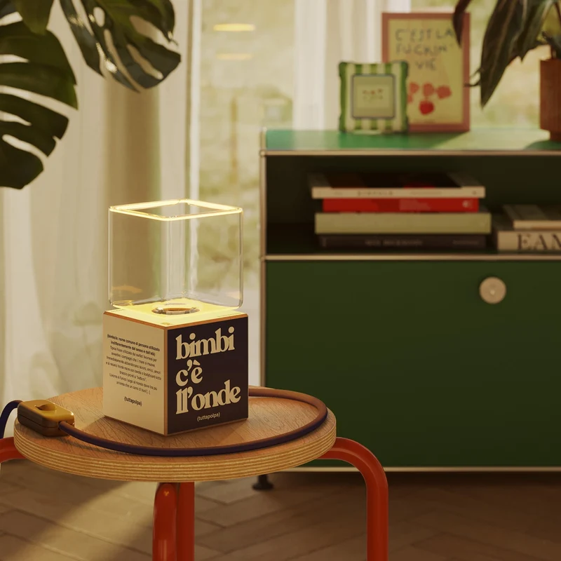 Lampe de table Cubetto « Bimbi c’è l’onde » avec ampoule Ghost - Tuttapolpa