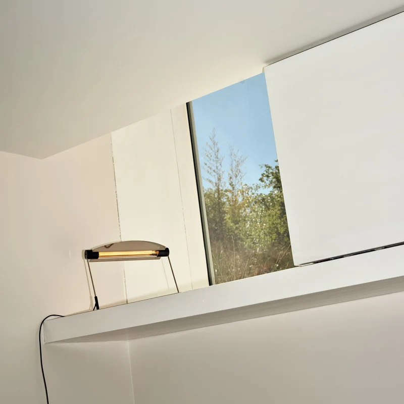 Santa & Cole Lamparaprima Table & Wall Lamp