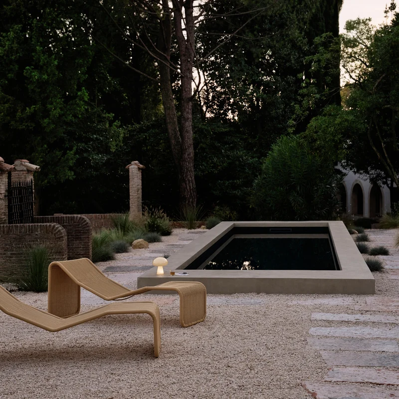 Gubi P3S Outdoor Chaise Longue