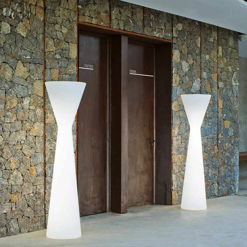 LAMPADAIRE KONIKA