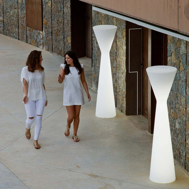 LAMPADAIRE KONIKA