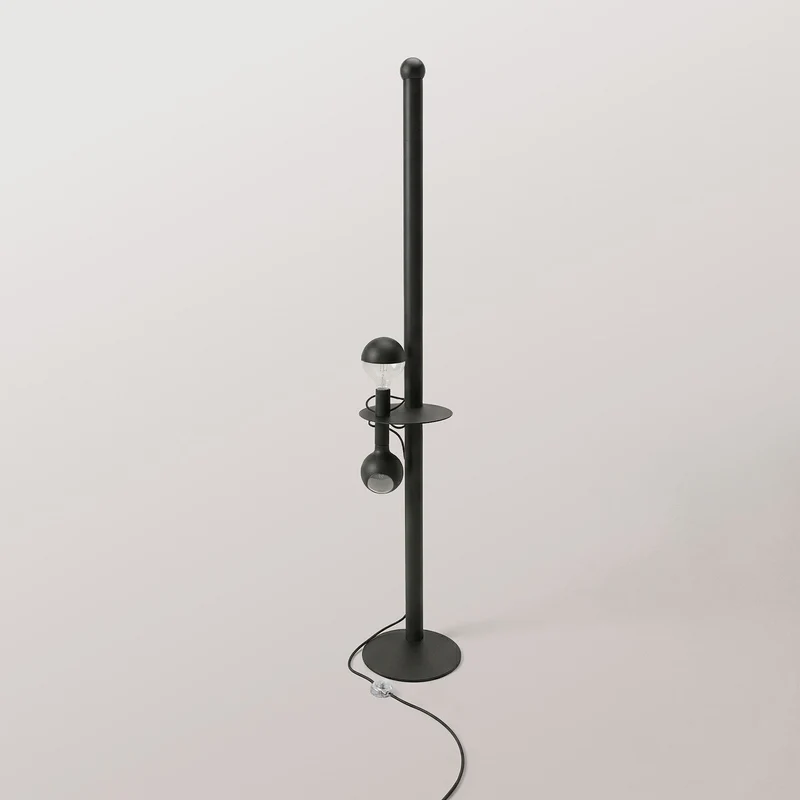 Rocco XXL - Lampadaire avec Ampoule Maria et Camo - Noir