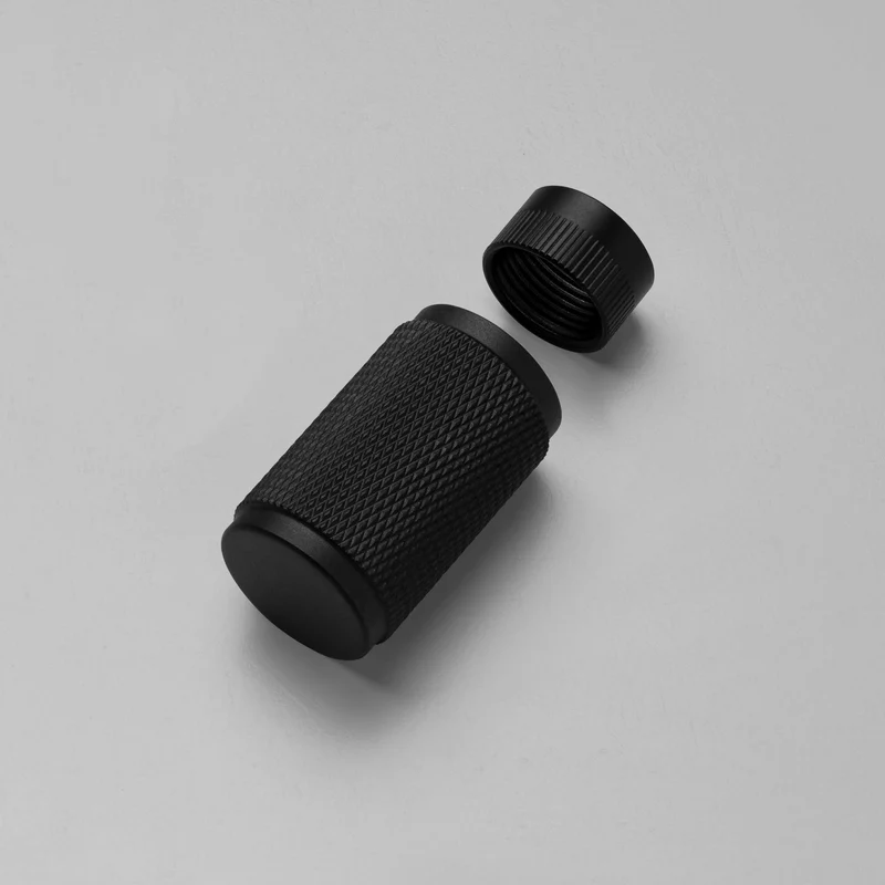 Buster + Punch Detail Kit Cross