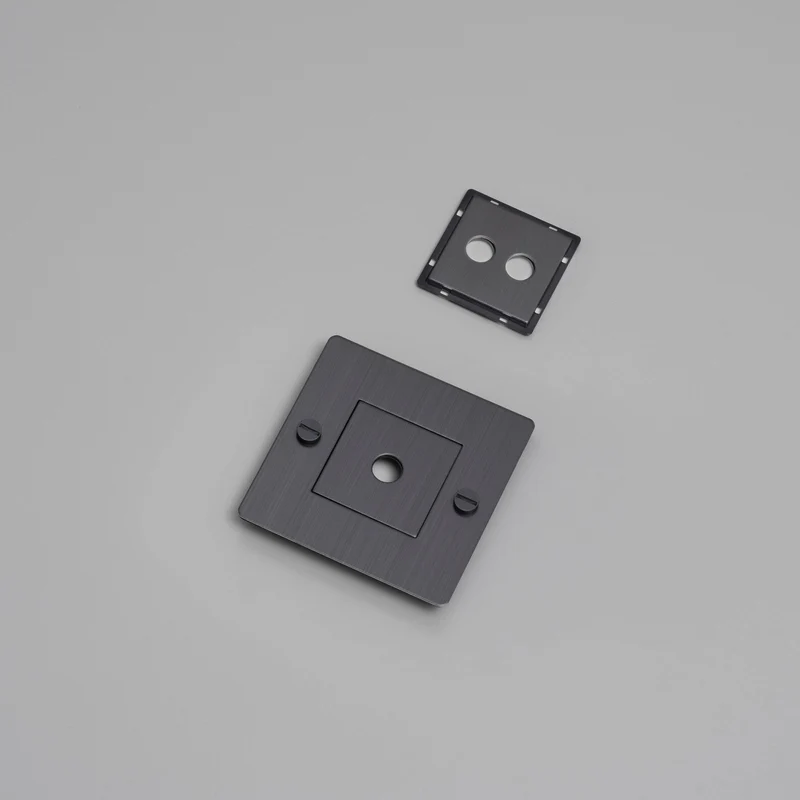 Buster + Punch Wall Plate Horizontal with Infills