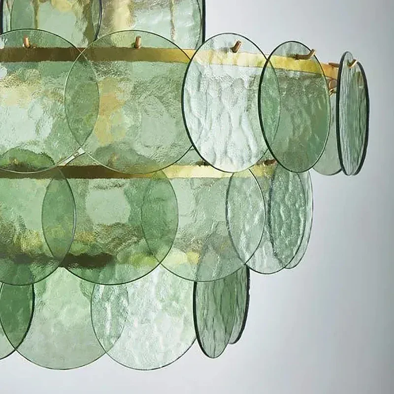 Lustre en écailles rouge en verre au style rétro