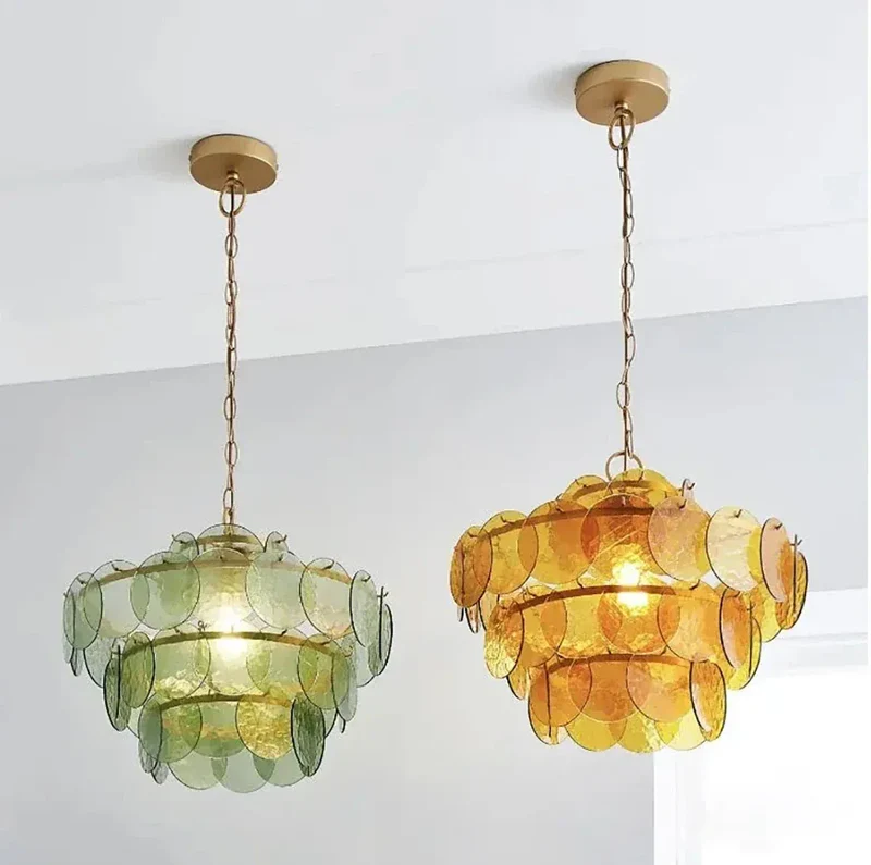 Lustre en verre bleu au style rétro