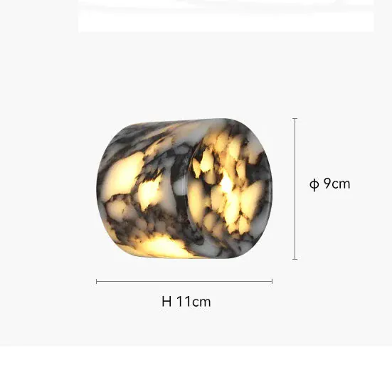 Petit luminaire mural design au style italien moderne