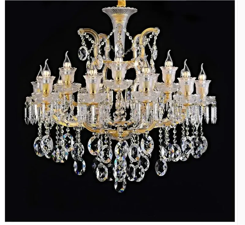 Chandelier au style romain à pampilles - Style luxe italien