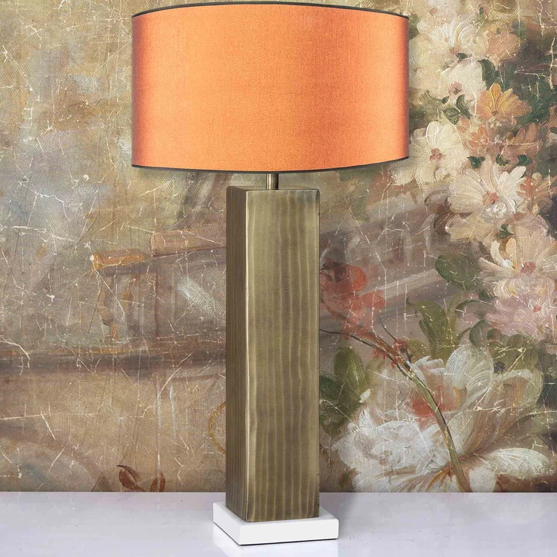 Maillot carrée Lampe en laiton doré sans abat-jour