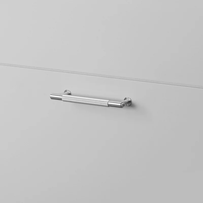 Buster + Punch Pull Bar Linear