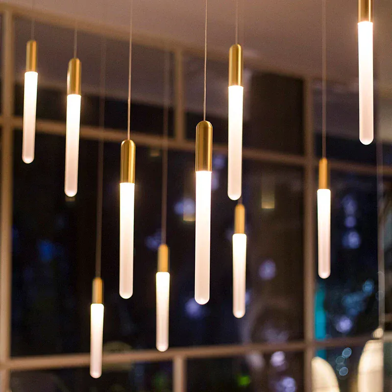 Lustre suspensions de tubes lumineux pour villa